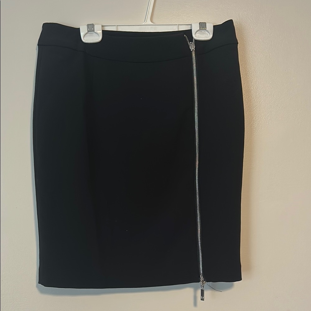 Elegant Black Double Zipper Skirt